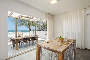 Moja Private Beachfront Suite, Amani Home Zanzibar