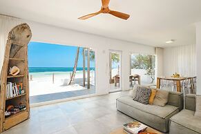 Moja Private Beachfront Suite, Amani Home Zanzibar