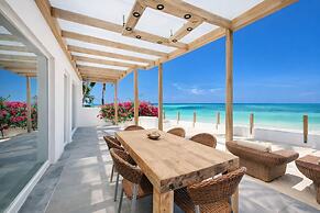 Moja Private Beachfront Suite, Amani Home Zanzibar