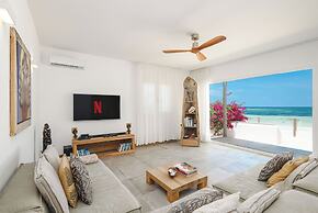Moja Private Beachfront Suite, Amani Home Zanzibar
