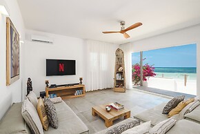 Moja Private Beachfront Suite, Amani Home Zanzibar