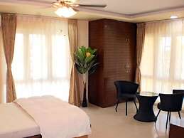 Hotel Hilltop International