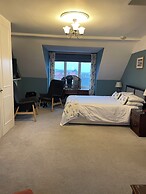 Hillcrest House Bed & Breakfast