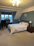 Hillcrest House Bed & Breakfast