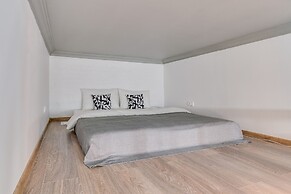 Sokroma Black Elephant Aparts