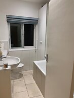 Hans Crescent Apartment