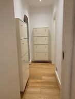 Hans Crescent Apartment