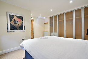 William Mews Townhouse