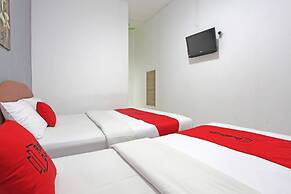 RedDoorz @ Soekarno Hatta 2