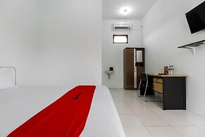 RedDoorz @ Jagakarsa 2