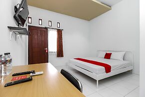 RedDoorz @ Jagakarsa 2