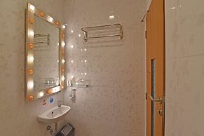 RedDoorz Plus @ Mahendradatta Denpasar