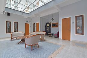 RedDoorz Plus @ Mahendradatta Denpasar