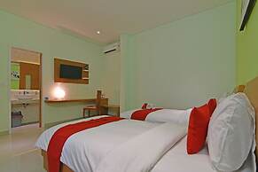 RedDoorz Plus @ Mahendradatta Denpasar