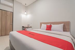 RedDoorz @ Malabar Street