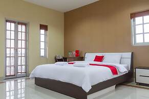 RedDoorz @ Malabar Street