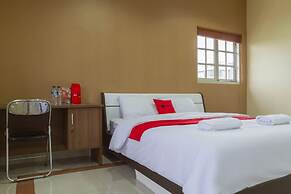 RedDoorz @ Malabar Street