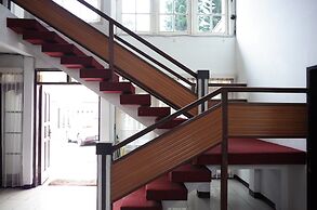 RedDoorz near Alun-alun Kota Sukabumi