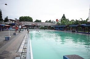 RedDoorz near Alun-alun Kota Sukabumi