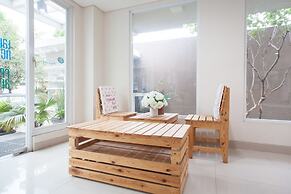 RedDoorz Plus @ Riverside Malang