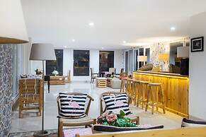 RedDoorz Plus @ Riverside Malang