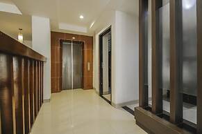 RedDoorz Plus near Galaxy Bekasi