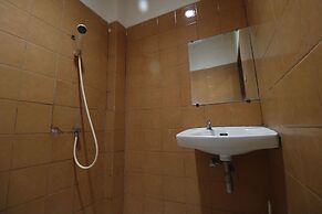 RedDoorz near Kartini Mall 2 Lampung