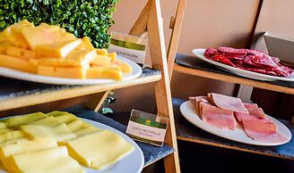 Rivera Casino & Resort