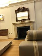 Yeoman's Row Townhouse