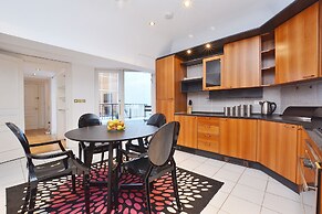 Rutland Gardens Apartment