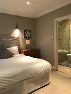 Beaufort Gardens Apartment