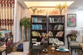 RedDoorz near Saigon Zoo