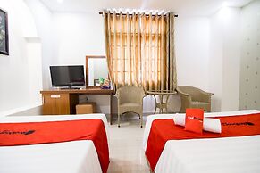 RedDoorz Plus @ Trung Son Residence