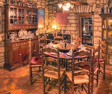 Kuebler Waldrip Haus B&B