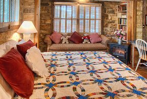 Kuebler Waldrip Haus B&B