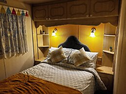 NorthField Holiday Park (31874695)