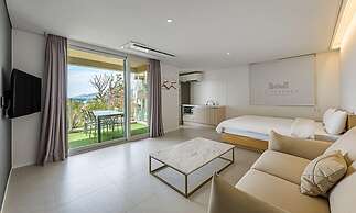La Terrace Resort