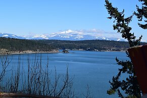The Bluff on Whidbey B&B