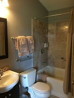 The Bluff on Whidbey B&B