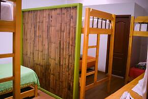 Hostal Don Jose - Hostel
