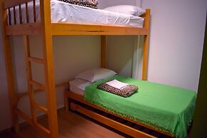 Hostal Don Jose - Hostel