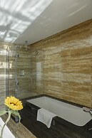 Emerald Bay Hotel & Spa Nha Trang