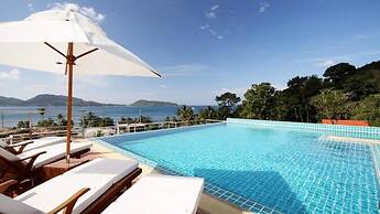 Baycliff Residence by Lofty