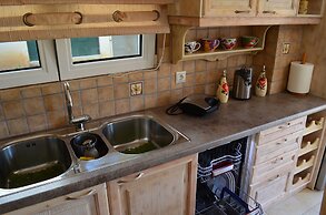 Blue Ark Aigeira Flat & Studio