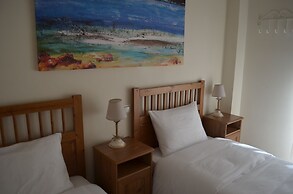 Blue Ark Aigeira Flat & Studio