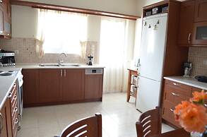 Blue Ark Aigeira Flat & Studio