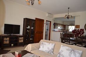 Blue Ark Aigeira Flat & Studio