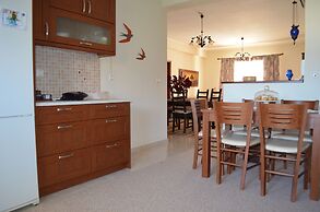 Blue Ark Aigeira Flat & Studio