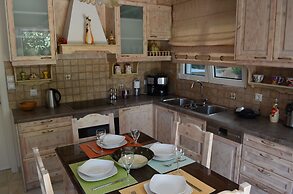 Blue Ark Aigeira Flat & Studio