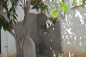 Blue Ark Aigeira Flat & Studio